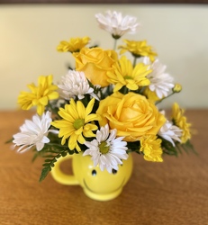 Send A Smile Bouquet from Downeast Flowers in Sanford and Kennebunk, ME